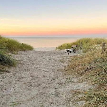 아파트 Charming Attic Retreat, Usedom